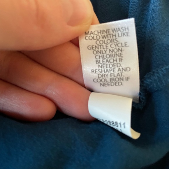 J. Jill super soft Rayan blend navy top size 3x with small dot detail - Picture 5 of 6